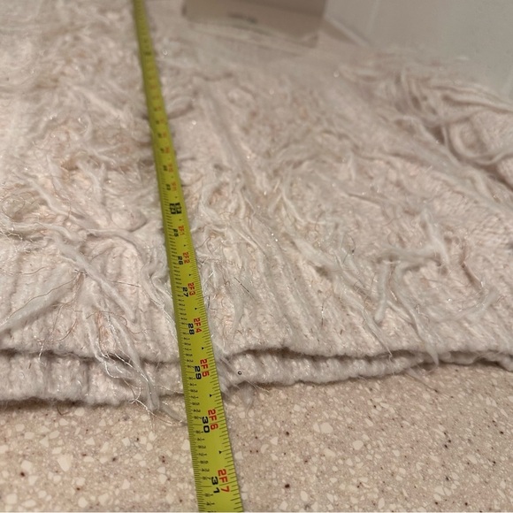 Anthropologie Fringed Pullover Knit Sweater Sequin Fringe in Ivory Large EUC - Picture 14 of 16